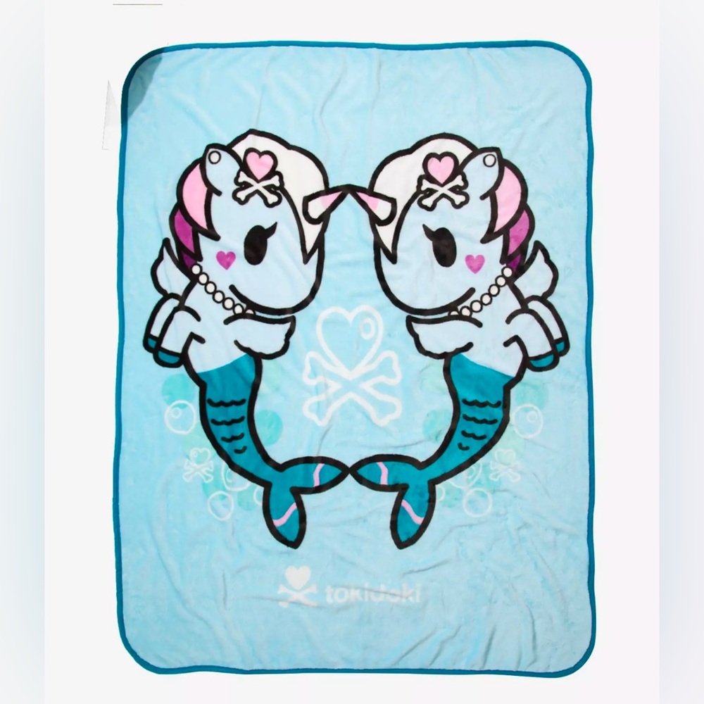 Tokidoki Plush Throw Blanket mermicorno